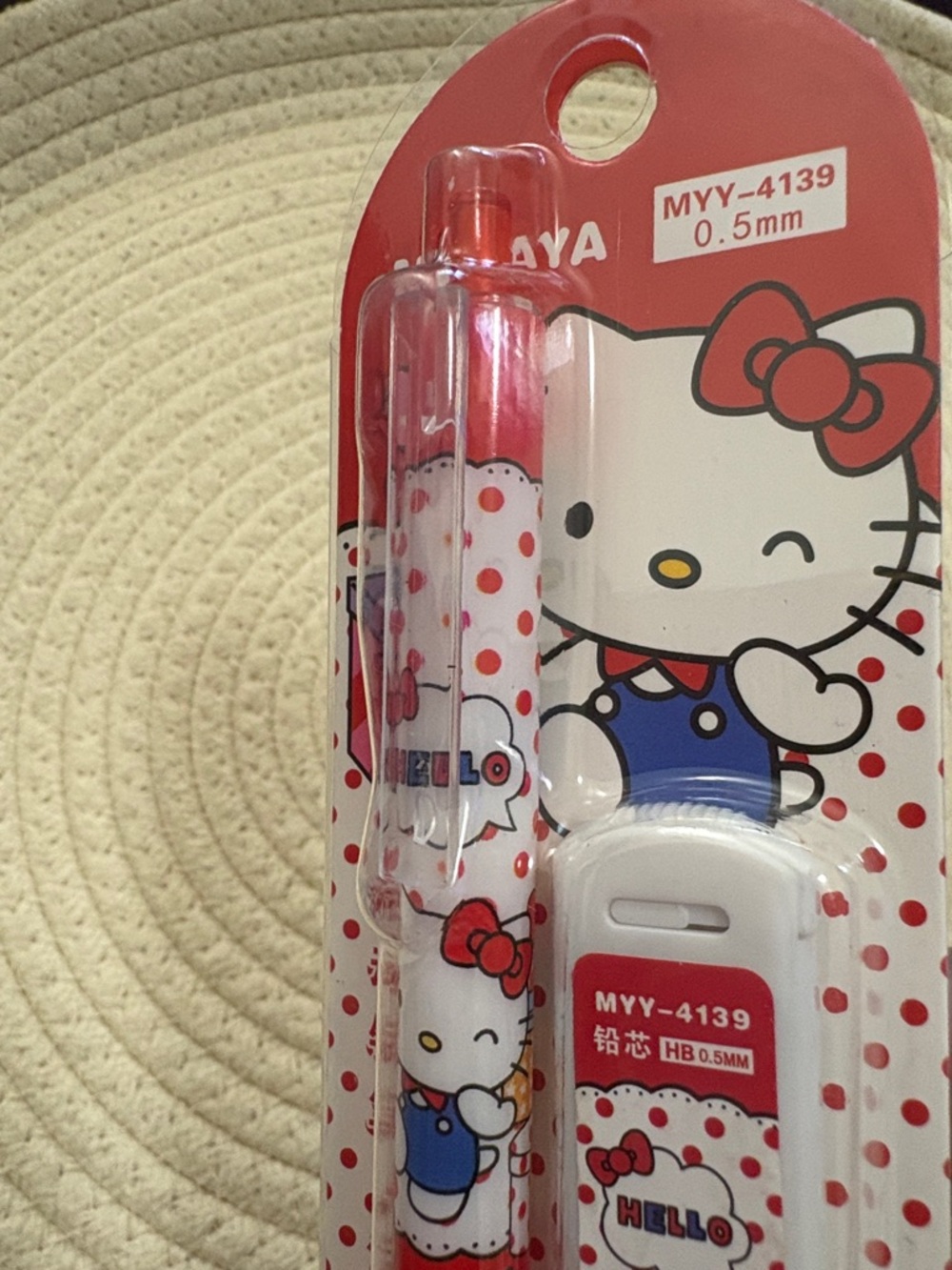 Hello Kitty Red Mechanical Pencil and Eraser Set - Picture 4 of 5